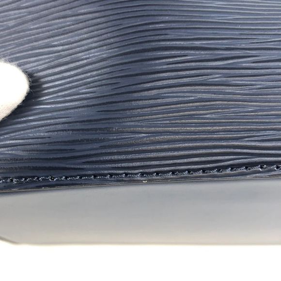 Louis Vuitton NeoNoe BB Shoulder Bag - Picture 7 of 16